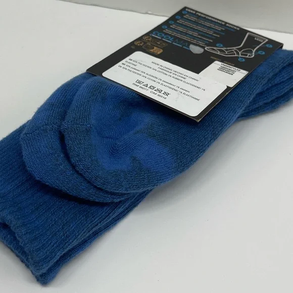 VANS Crew socks
VANS PERFORMANCE SOCKS
COOLMAX® FIBER WITH WICKING TECHNOLOGY - Picture 13 of 16